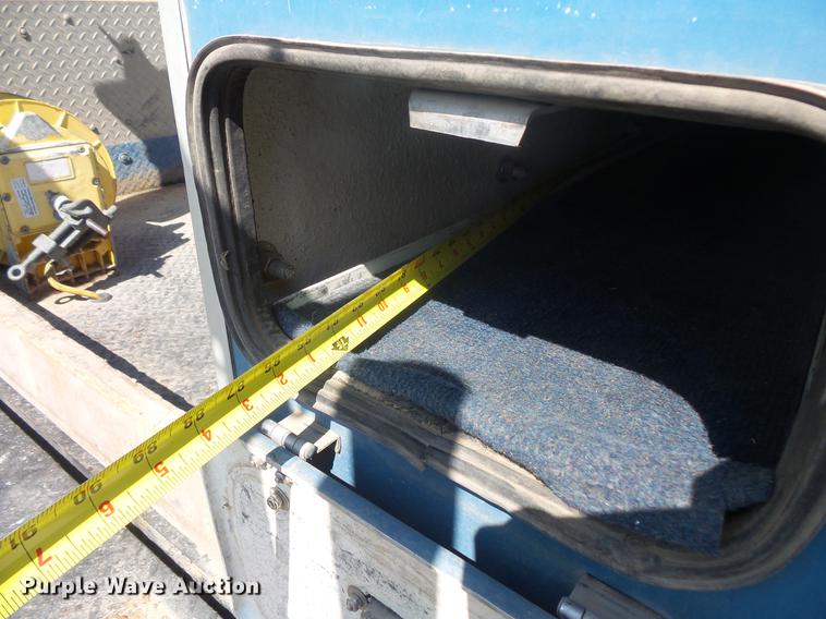 image for item DB8147 2009 Ford F550 Super Duty SuperCab bucket truck