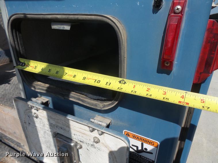 image for item DB8147 2009 Ford F550 Super Duty SuperCab bucket truck