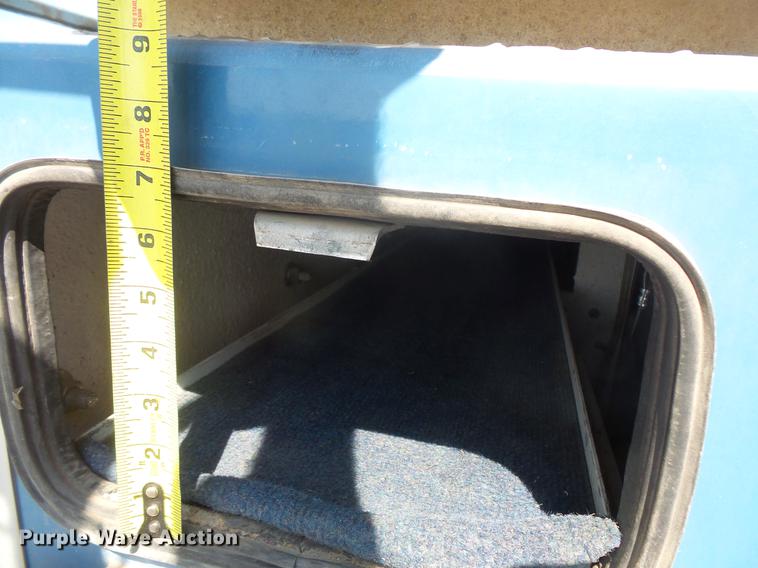 image for item DB8147 2009 Ford F550 Super Duty SuperCab bucket truck