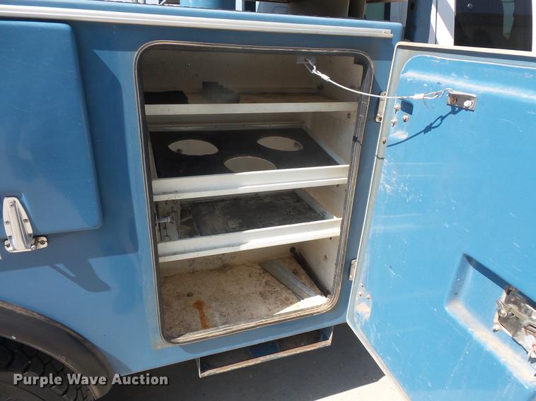 image for item DB8147 2009 Ford F550 Super Duty SuperCab bucket truck