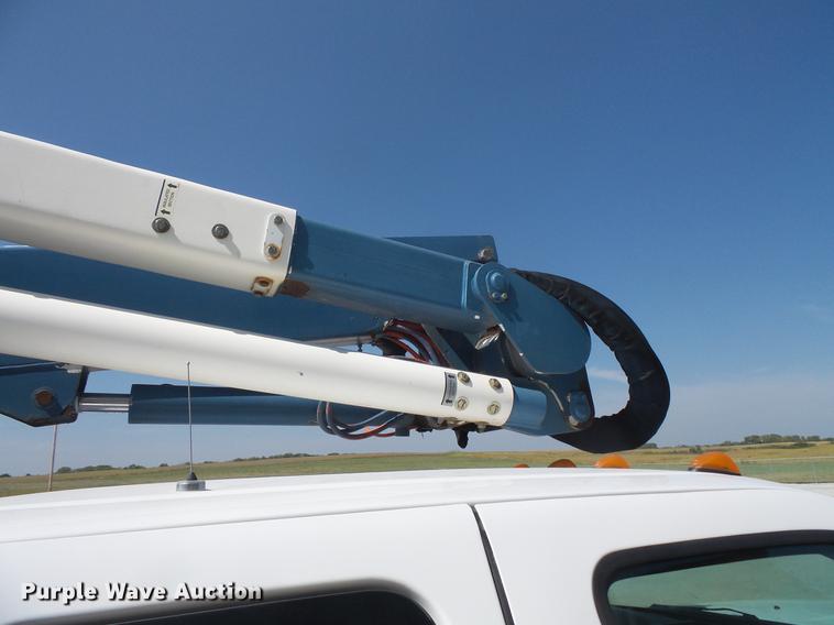 image for item DB8147 2009 Ford F550 Super Duty SuperCab bucket truck