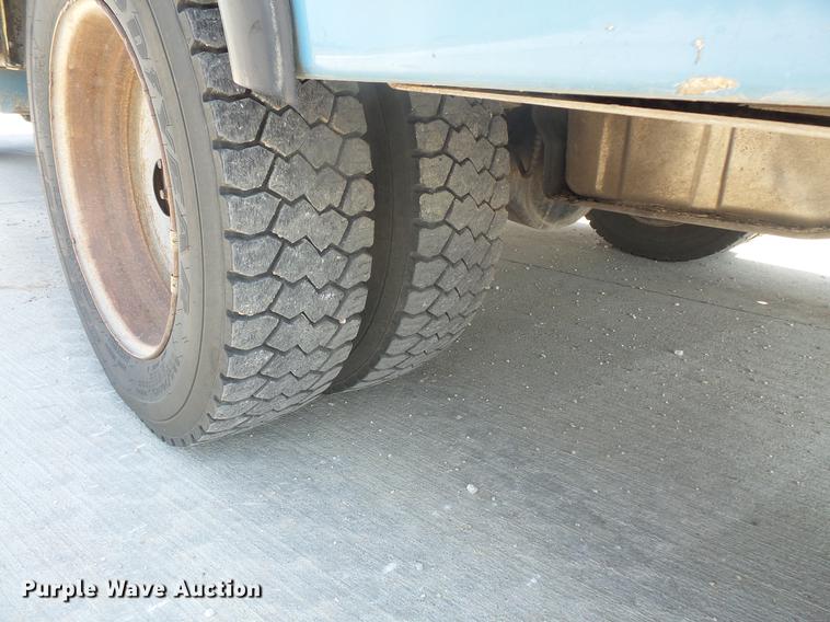 image for item DB8147 2009 Ford F550 Super Duty SuperCab bucket truck