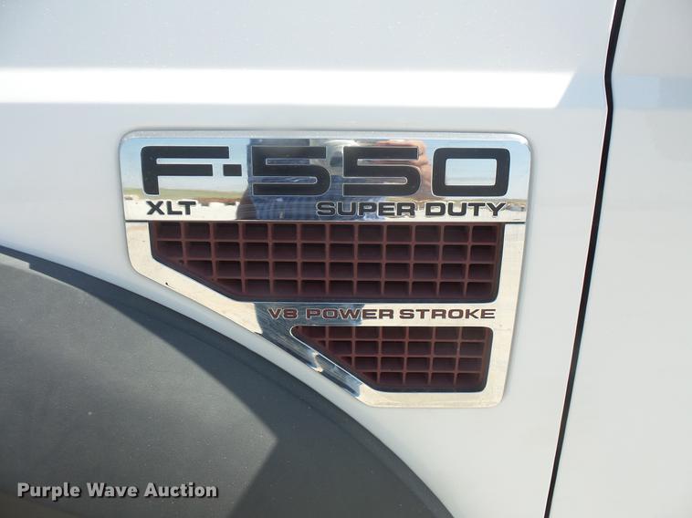 image for item DB8147 2009 Ford F550 Super Duty SuperCab bucket truck