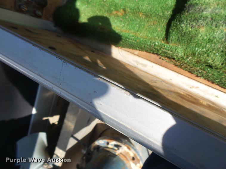 image for item DB8147 2009 Ford F550 Super Duty SuperCab bucket truck