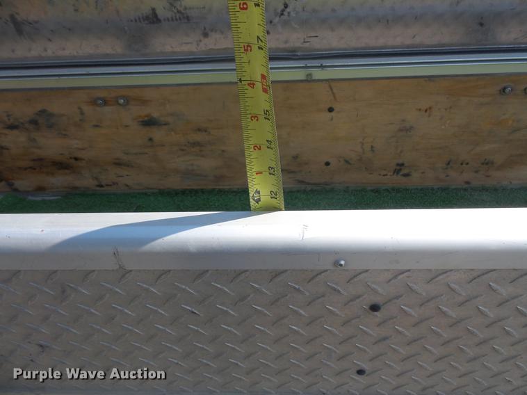 image for item DB8147 2009 Ford F550 Super Duty SuperCab bucket truck