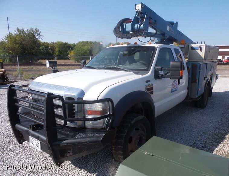 image for item DB8148 2009 Ford F550 Super Duty SuperCab bucket truck