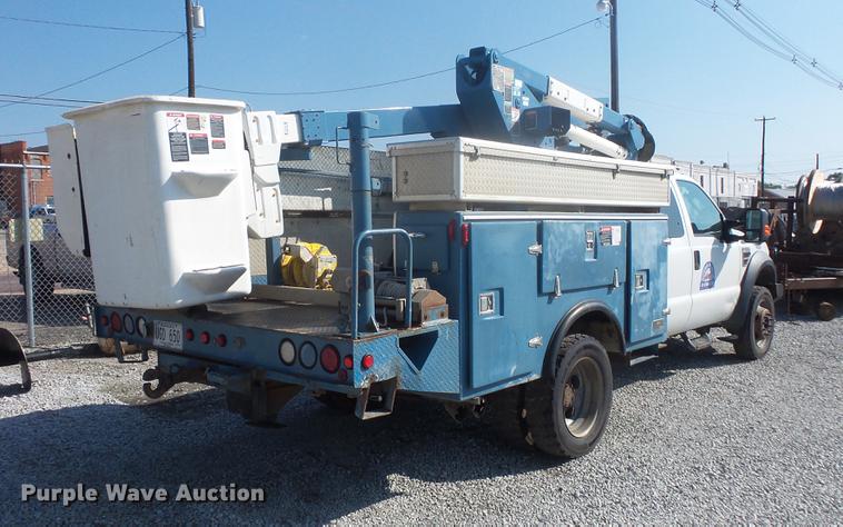 image for item DB8148 2009 Ford F550 Super Duty SuperCab bucket truck