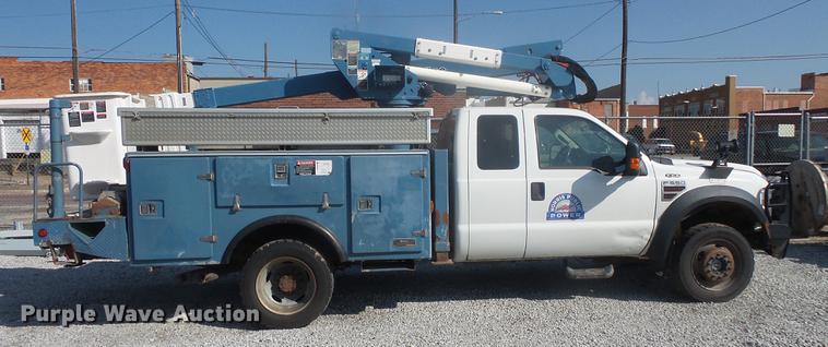 image for item DB8148 2009 Ford F550 Super Duty SuperCab bucket truck