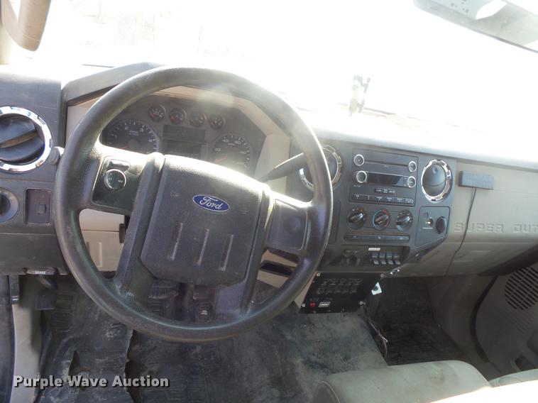 image for item DB8148 2009 Ford F550 Super Duty SuperCab bucket truck