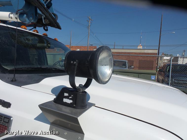 image for item DB8148 2009 Ford F550 Super Duty SuperCab bucket truck
