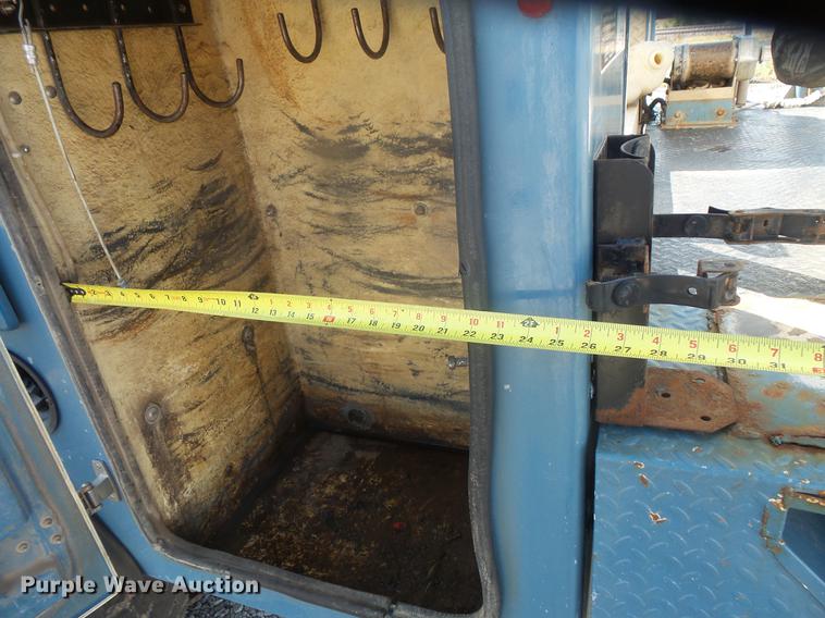 image for item DB8148 2009 Ford F550 Super Duty SuperCab bucket truck