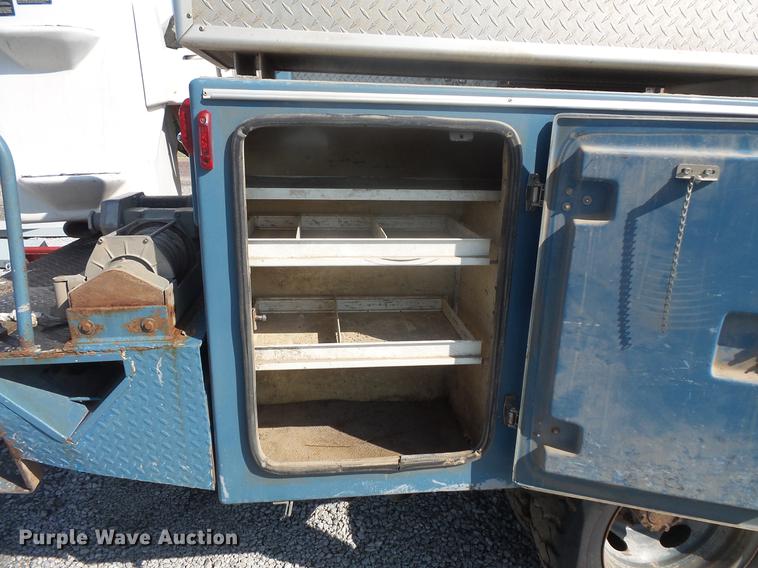 image for item DB8148 2009 Ford F550 Super Duty SuperCab bucket truck