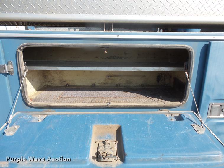 image for item DB8148 2009 Ford F550 Super Duty SuperCab bucket truck