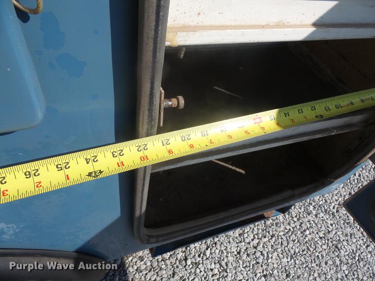 image for item DB8148 2009 Ford F550 Super Duty SuperCab bucket truck