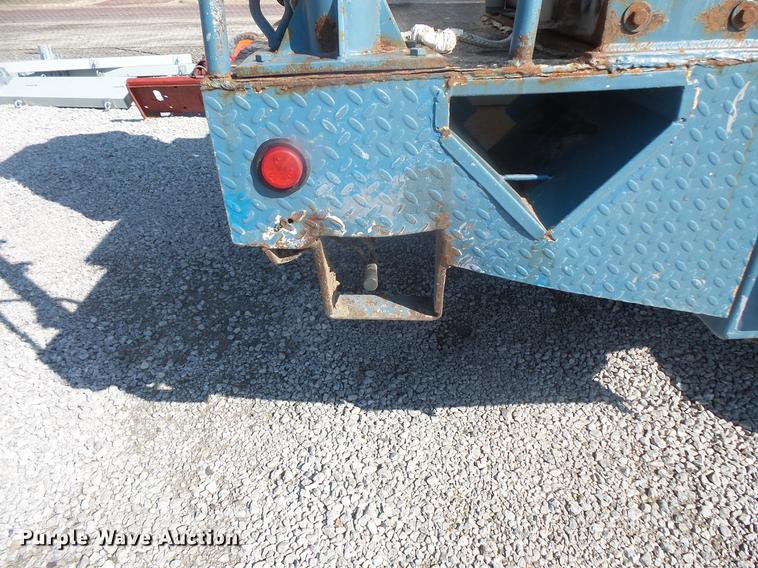 image for item DB8148 2009 Ford F550 Super Duty SuperCab bucket truck