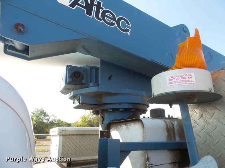 image for item DB8148 2009 Ford F550 Super Duty SuperCab bucket truck