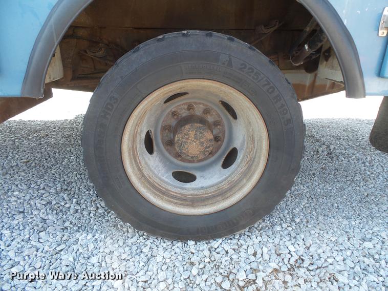 image for item DB8148 2009 Ford F550 Super Duty SuperCab bucket truck