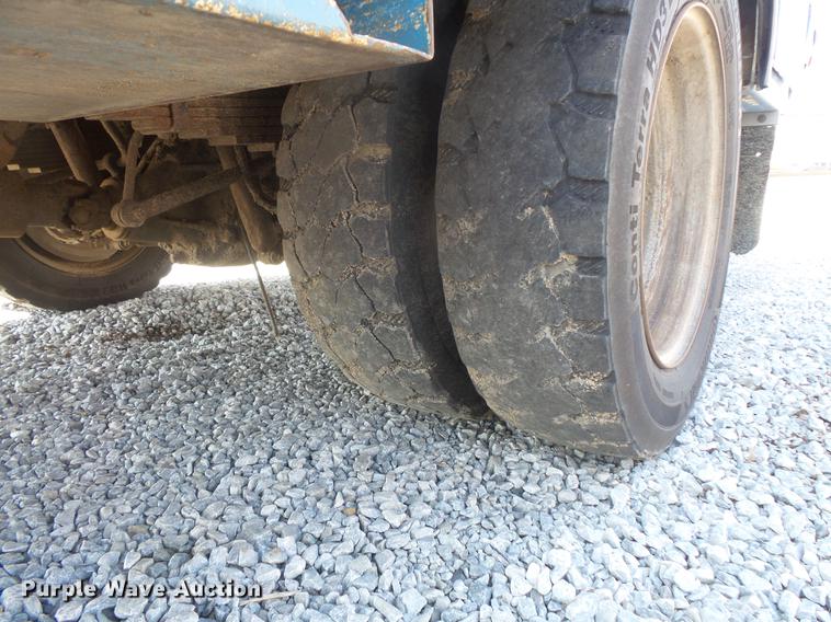 image for item DB8148 2009 Ford F550 Super Duty SuperCab bucket truck