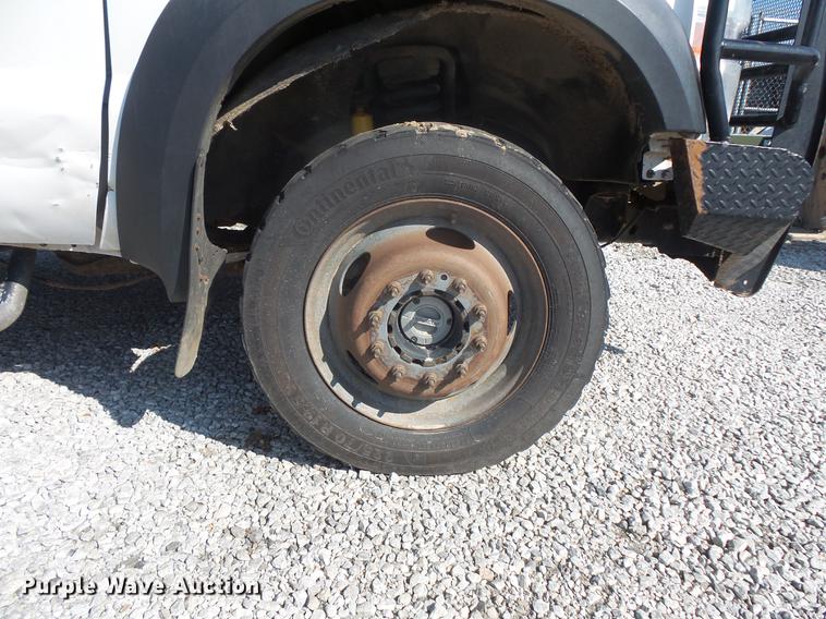 image for item DB8148 2009 Ford F550 Super Duty SuperCab bucket truck