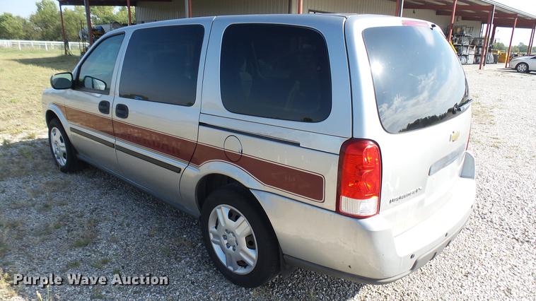 image for item DC1796 2006 Chevrolet Uplander van