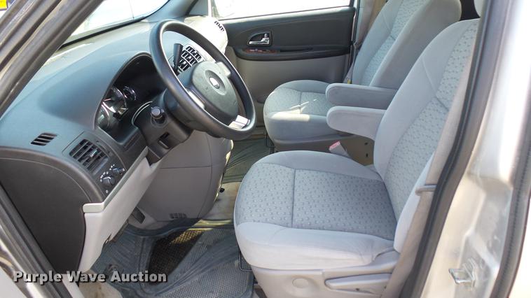 image for item DC1796 2006 Chevrolet Uplander van