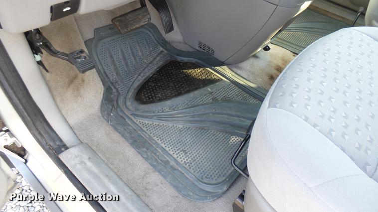 image for item DC1796 2006 Chevrolet Uplander van