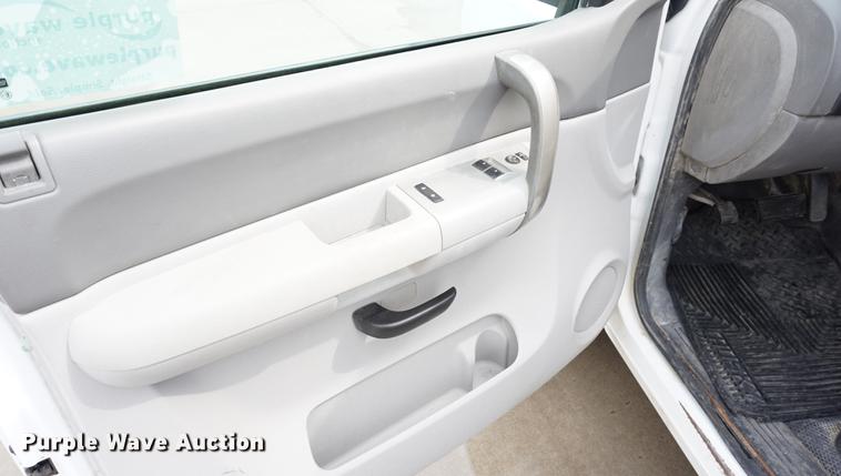 image for item DC5277 2009 Chevrolet Silverado 1500 pickup truck