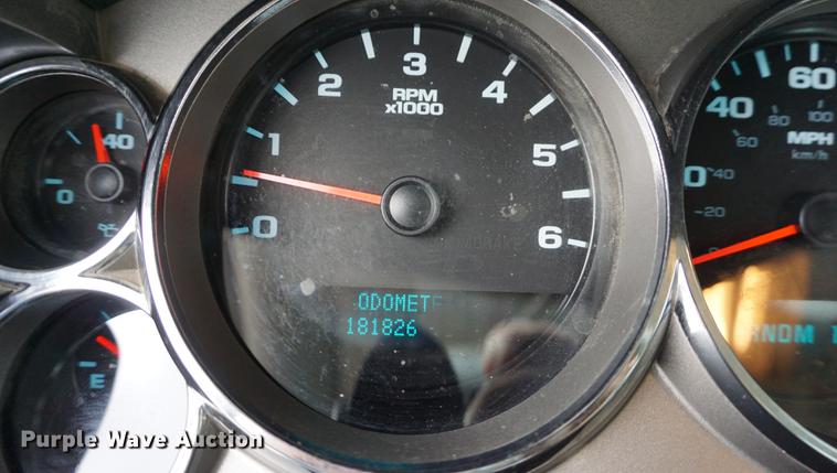 image for item DC5278 2008 Chevrolet Silverado 3500HD utility bed pickup truck