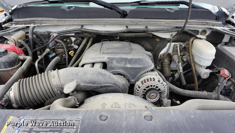 image for item DC5278 2008 Chevrolet Silverado 3500HD utility bed pickup truck