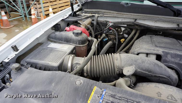 image for item DC5278 2008 Chevrolet Silverado 3500HD utility bed pickup truck