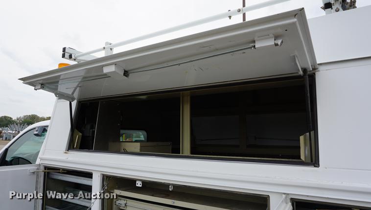 image for item DC5278 2008 Chevrolet Silverado 3500HD utility bed pickup truck