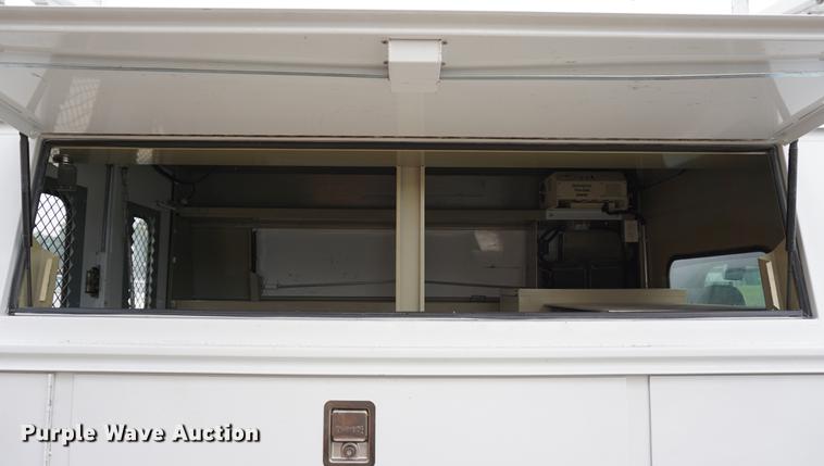 image for item DC5278 2008 Chevrolet Silverado 3500HD utility bed pickup truck