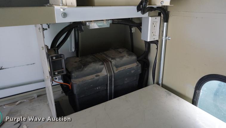 image for item DC5278 2008 Chevrolet Silverado 3500HD utility bed pickup truck