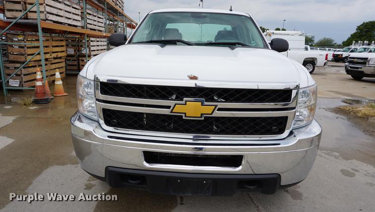 image for item DC5279 2012 Chevrolet Silverado 2500HD Ext. Cab pickup truck