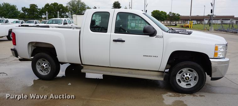 image for item DC5279 2012 Chevrolet Silverado 2500HD Ext. Cab pickup truck