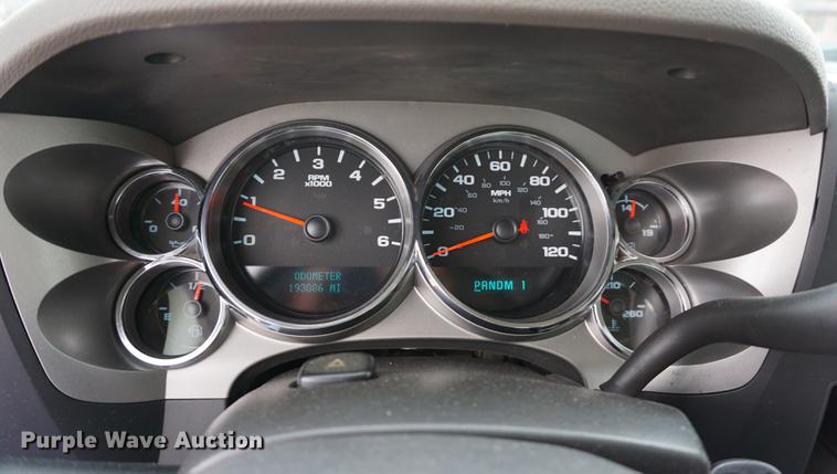 image for item DC5279 2012 Chevrolet Silverado 2500HD Ext. Cab pickup truck