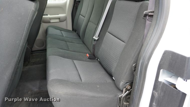 image for item DC5279 2012 Chevrolet Silverado 2500HD Ext. Cab pickup truck