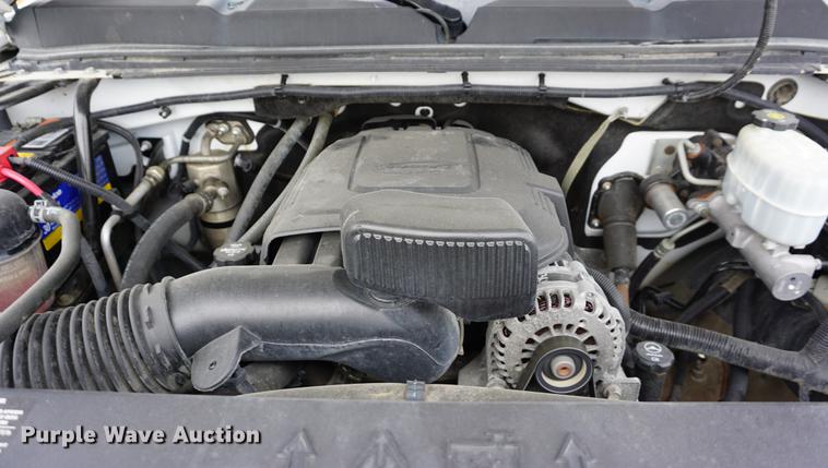 image for item DC5279 2012 Chevrolet Silverado 2500HD Ext. Cab pickup truck