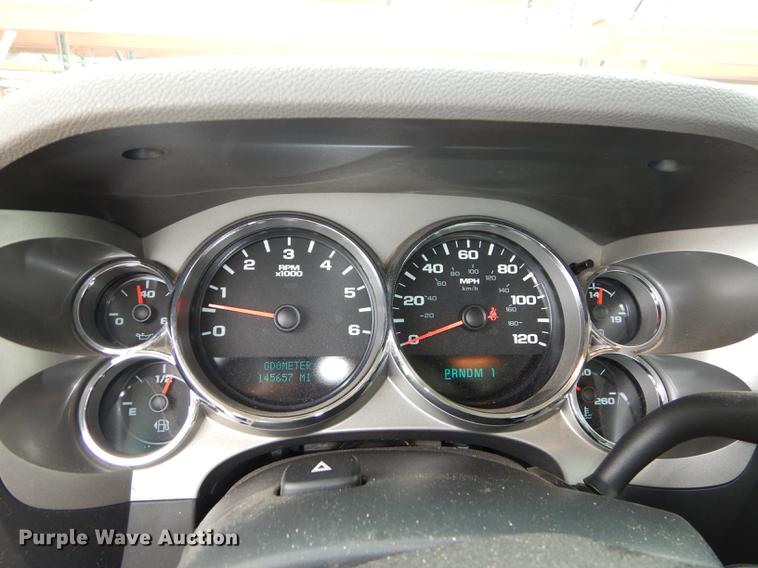 image for item DC5280 2011 Chevrolet Silverado 2500HD Ext. Cab pickup truck