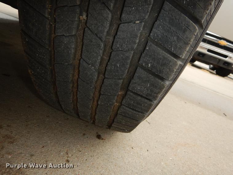 image for item DC5280 2011 Chevrolet Silverado 2500HD Ext. Cab pickup truck