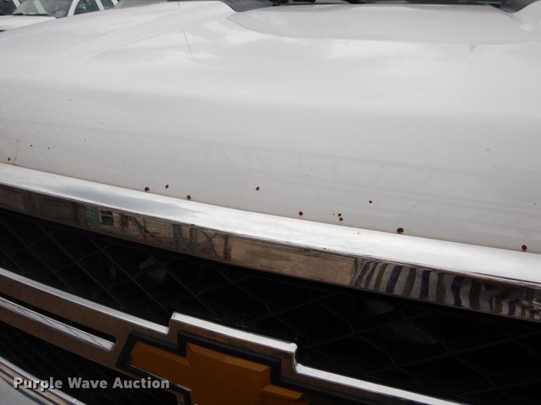 image for item DC5280 2011 Chevrolet Silverado 2500HD Ext. Cab pickup truck