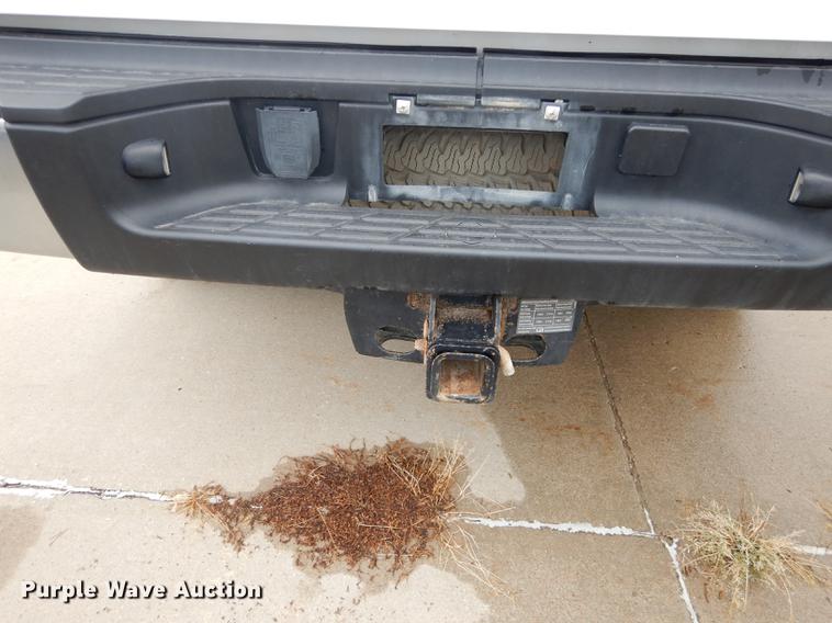 image for item DC5280 2011 Chevrolet Silverado 2500HD Ext. Cab pickup truck