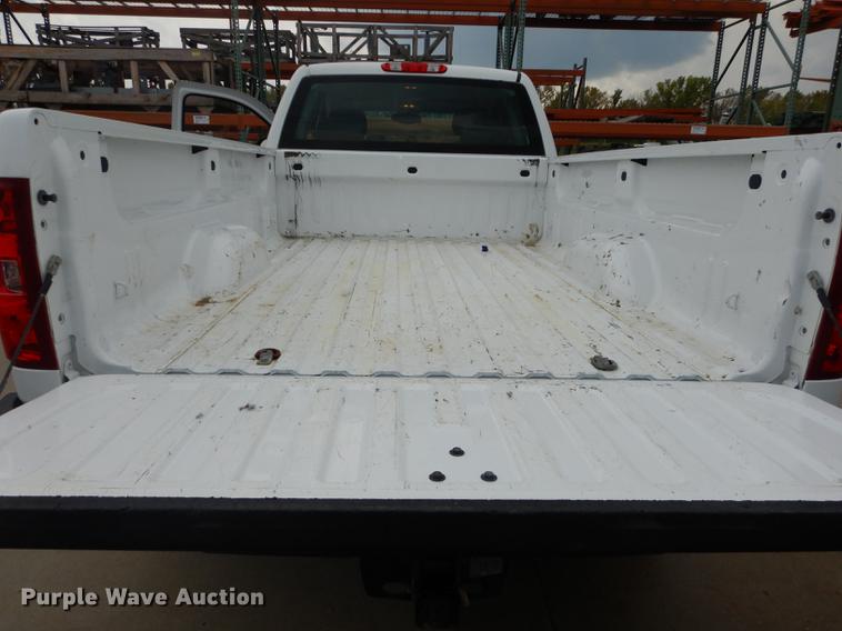 image for item DC5280 2011 Chevrolet Silverado 2500HD Ext. Cab pickup truck