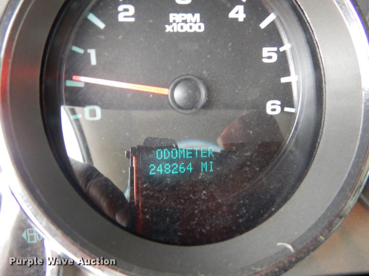 image for item DC5281 2011 Chevrolet Silverado 2500HD Ext. Cab pickup truck