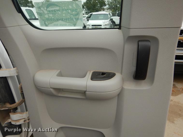 image for item DC5282 2011 Chevrolet Silverado 1500 Ext. Cab pickup truck