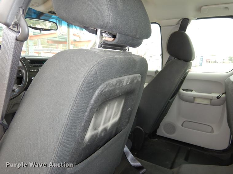 image for item DC5282 2011 Chevrolet Silverado 1500 Ext. Cab pickup truck