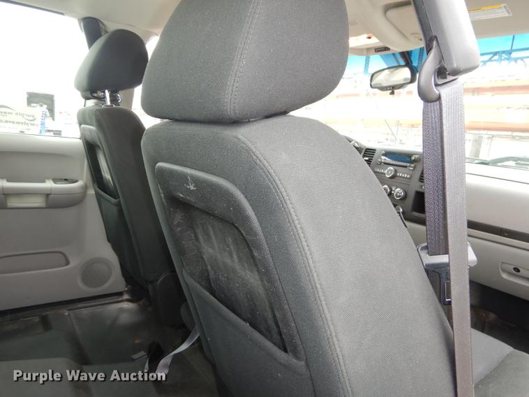 image for item DC5282 2011 Chevrolet Silverado 1500 Ext. Cab pickup truck