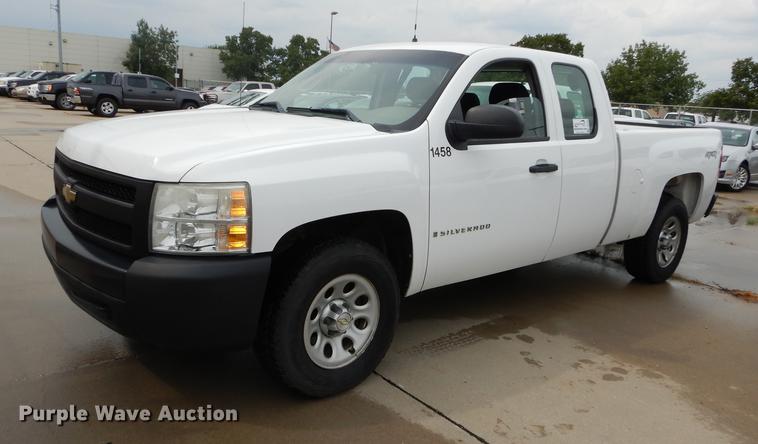 image for item DC5283 2008 Chevrolet Silverado 1500 Ext. Cab pickup truck
