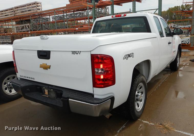 image for item DC5284 2011 Chevrolet Silverado 1500 Ext. Cab pickup truck