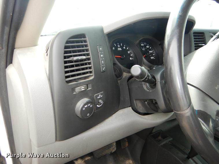 image for item DC5284 2011 Chevrolet Silverado 1500 Ext. Cab pickup truck